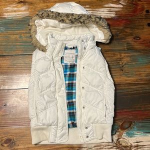 White Aeropostale jacket vest